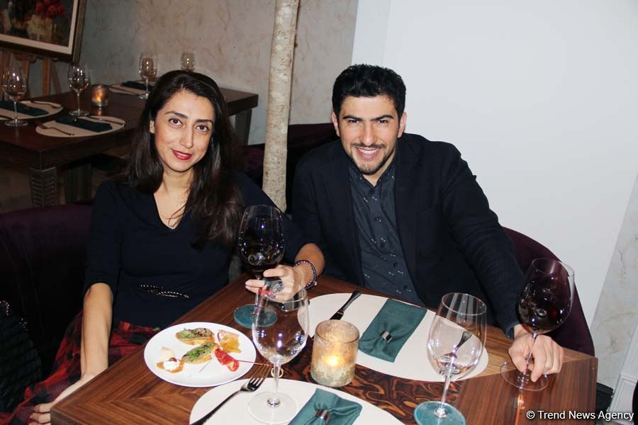 Праздник 8 марта в Баку отметили добрым делом. Картины спасают жизнь … (ФОТО)