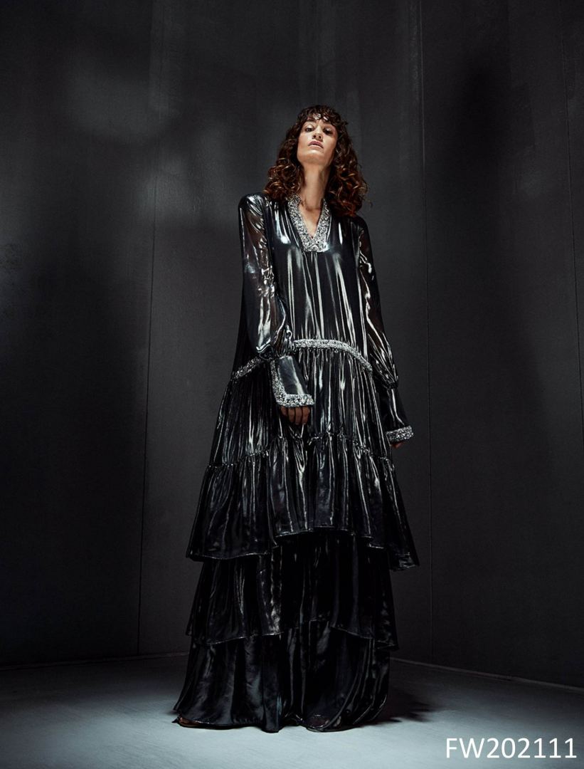 Коллекция азербайджанского дизайнера -  от Недели  моды в Париже до Лондона  (ФОТО)