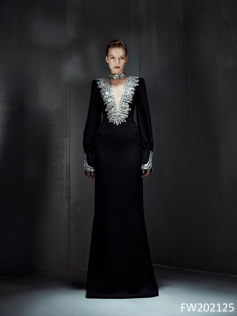 Коллекция азербайджанского дизайнера -  от Недели  моды в Париже до Лондона  (ФОТО)