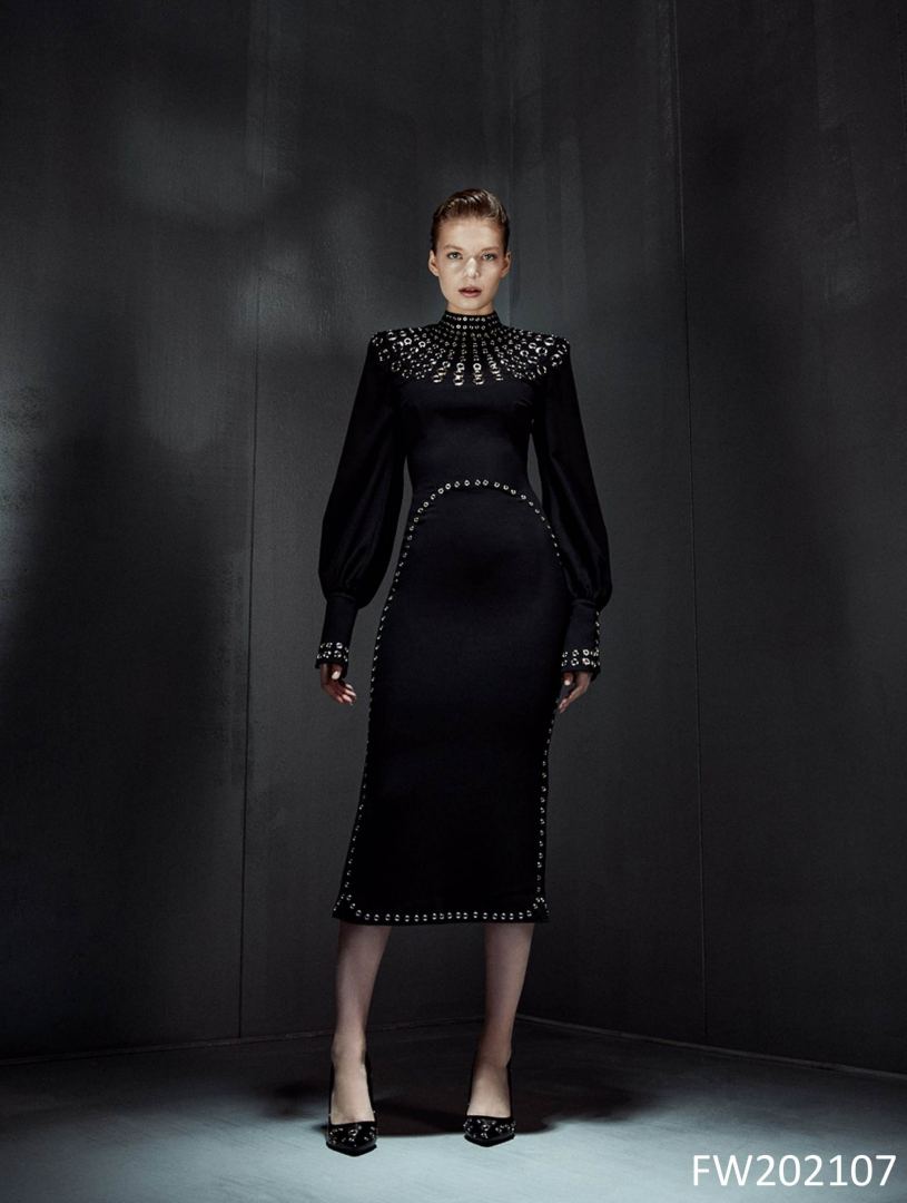 Коллекция азербайджанского дизайнера -  от Недели  моды в Париже до Лондона  (ФОТО)