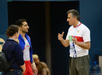 В Национальной арене гимнастики в Баку проходят подиумные тренировки участников Кубка мира FIG по спортивной гимнастике (ФОТОРЕПОРТАЖ)