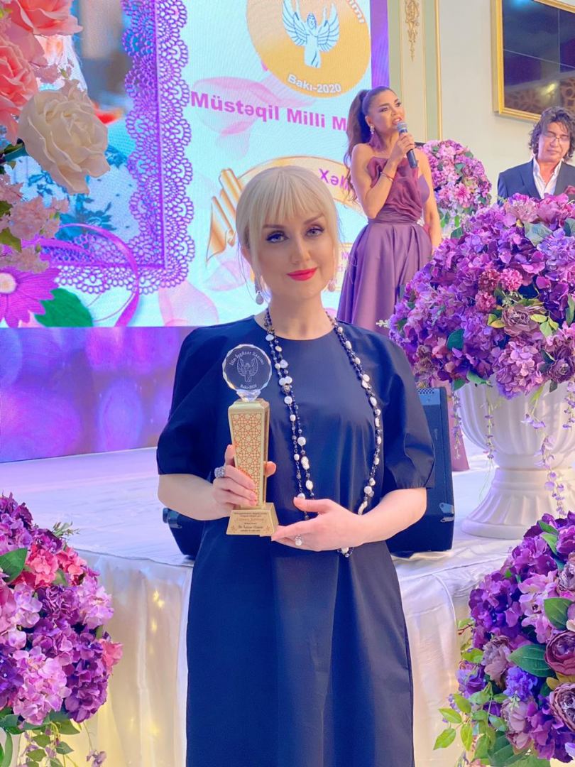 В Баку прошла церемония награждения национальной премии "Деловая женщина года" (ФОТО)