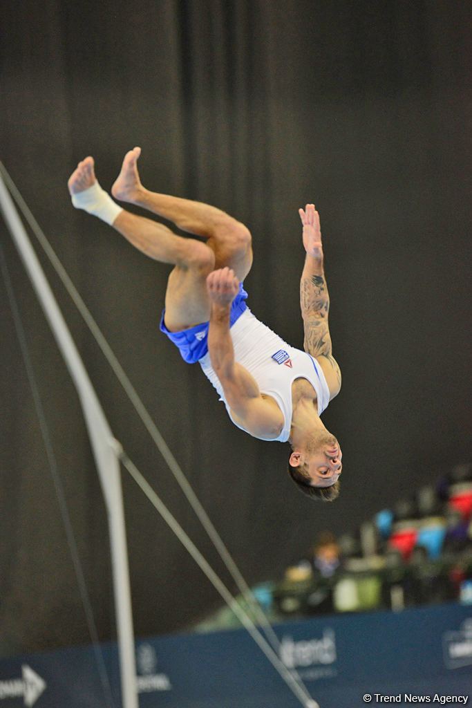 В Баку стартовал первый день соревнований Кубка мира FIG по спортивной гимнастике (ФОТО)