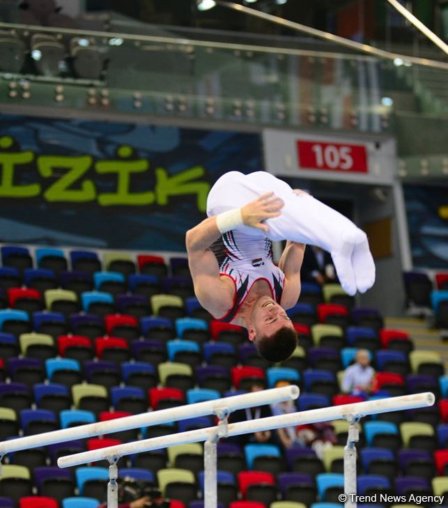 В Баку стартовал первый день соревнований Кубка мира FIG по спортивной гимнастике (ФОТО)