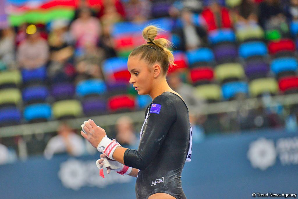 В Баку стартовал первый день соревнований Кубка мира FIG по спортивной гимнастике (ФОТО)