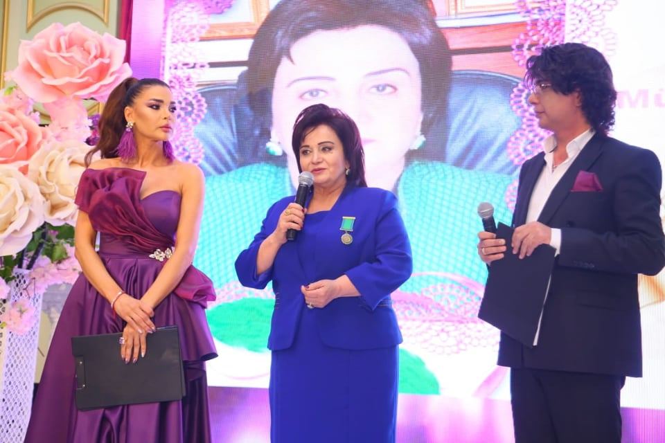 В Баку прошла церемония награждения национальной премии "Деловая женщина года" (ФОТО)