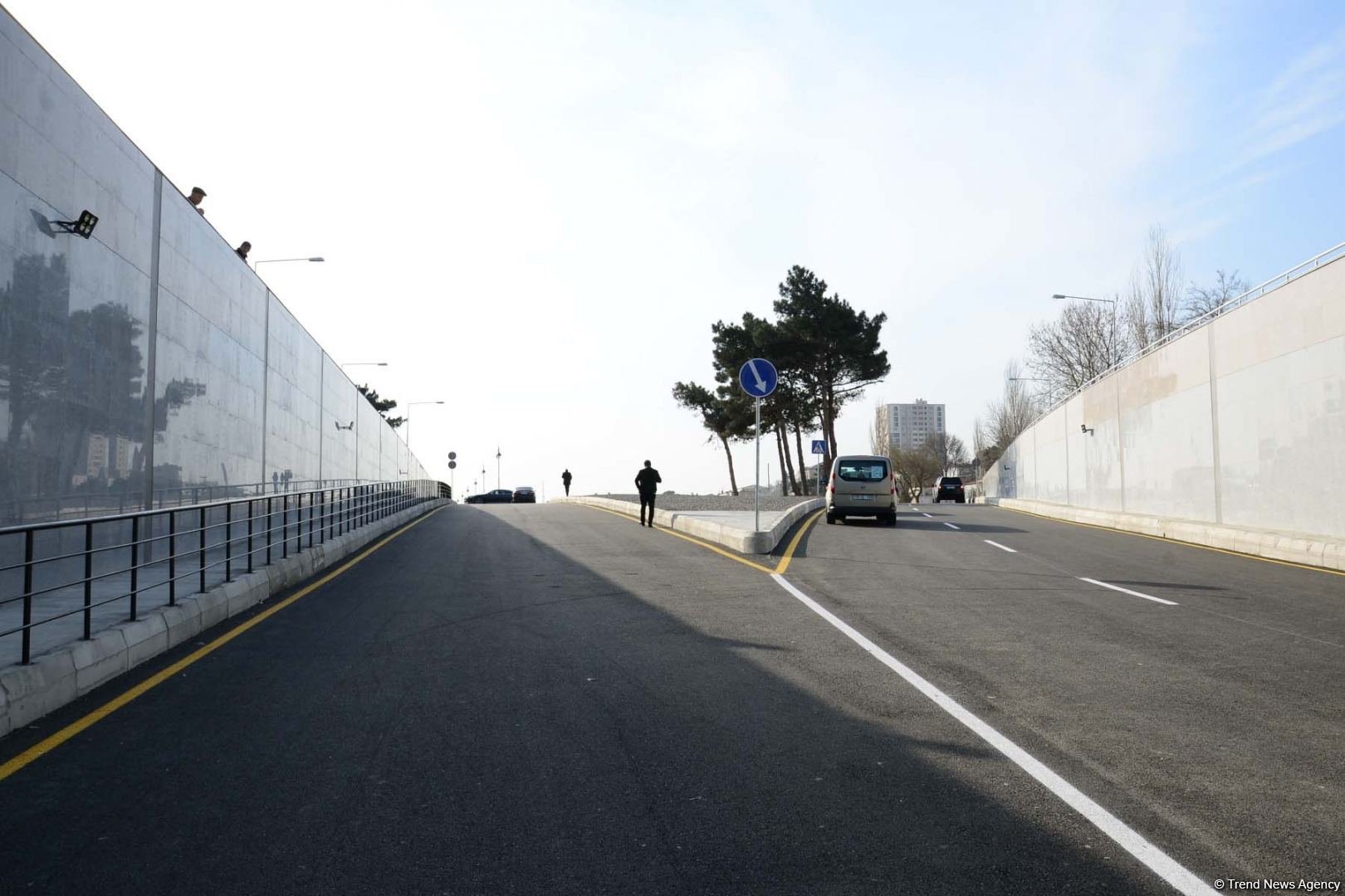 В Баку открыты два новых автомобильных тоннеля (ФОТО)