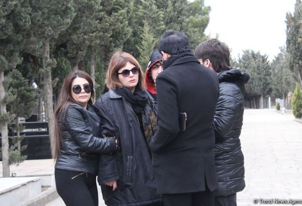 Он "говорил" со мной  взглядом – дочь Рафаэля Дадашова (ФОТО)