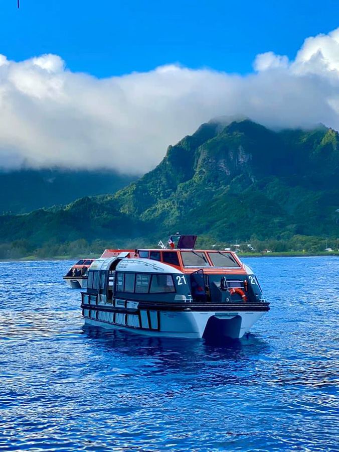 180-дневное кругосветное путешествие продолжается: Фарид Новрузи побывал в деревне хоббитов и не только (ФОТО)