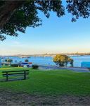 180-дневное кругосветное путешествие продолжается: Фарид Новрузи побывал в деревне хоббитов и не только (ФОТО)