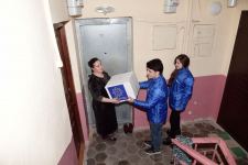 Фонд Гейдара Алиева раздал малообеспеченным семьям подарки по случаю праздника Новруз (ФОТО)