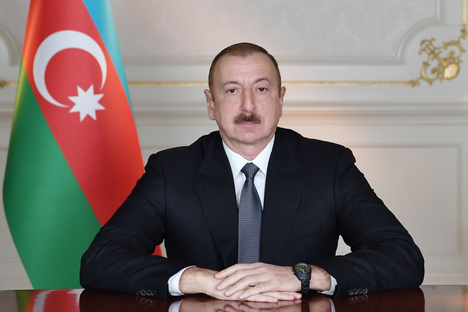 Президент Ильхам Алиев поздравил Президента Мальдив