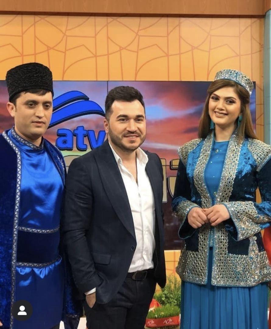 Азербайджанские телезвезды и исполнители мугама присоединяются к флешмобу "Оставайся дома, твори дома" (ФОТО)