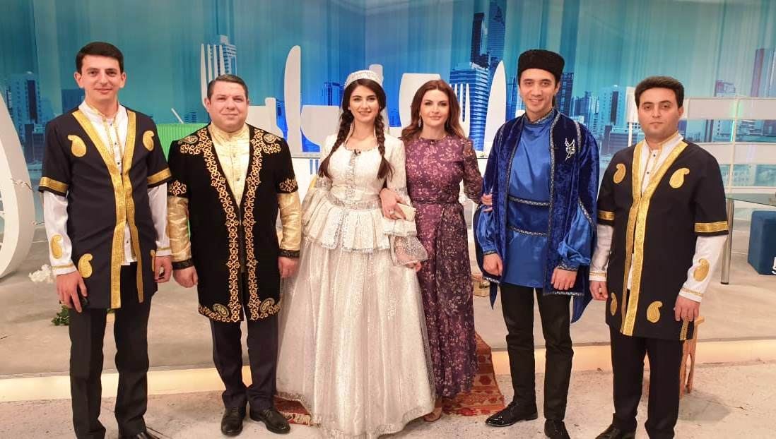 Азербайджанские телезвезды и исполнители мугама присоединяются к флешмобу "Оставайся дома, твори дома" (ФОТО)