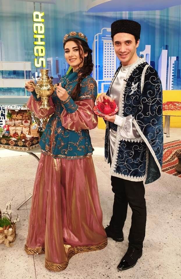 Азербайджанские телезвезды и исполнители мугама присоединяются к флешмобу "Оставайся дома, твори дома" (ФОТО)