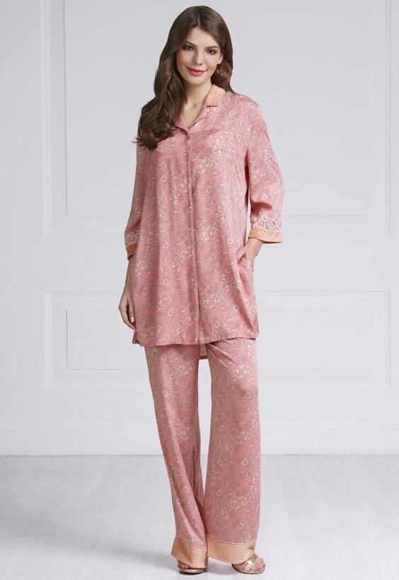 Фахрия Халафова обратилась к женщинам из 1,5 млрд людей, находящихся в социальной самоизоляции (ФОТО)