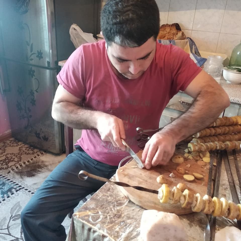 Тренд азербайджанского карантина – Клуб мужчин домохозяинов (ФОТО)