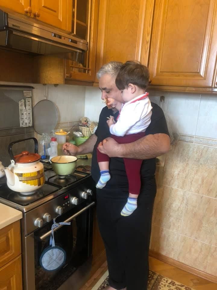 Тренд азербайджанского карантина – Клуб мужчин домохозяинов (ФОТО)