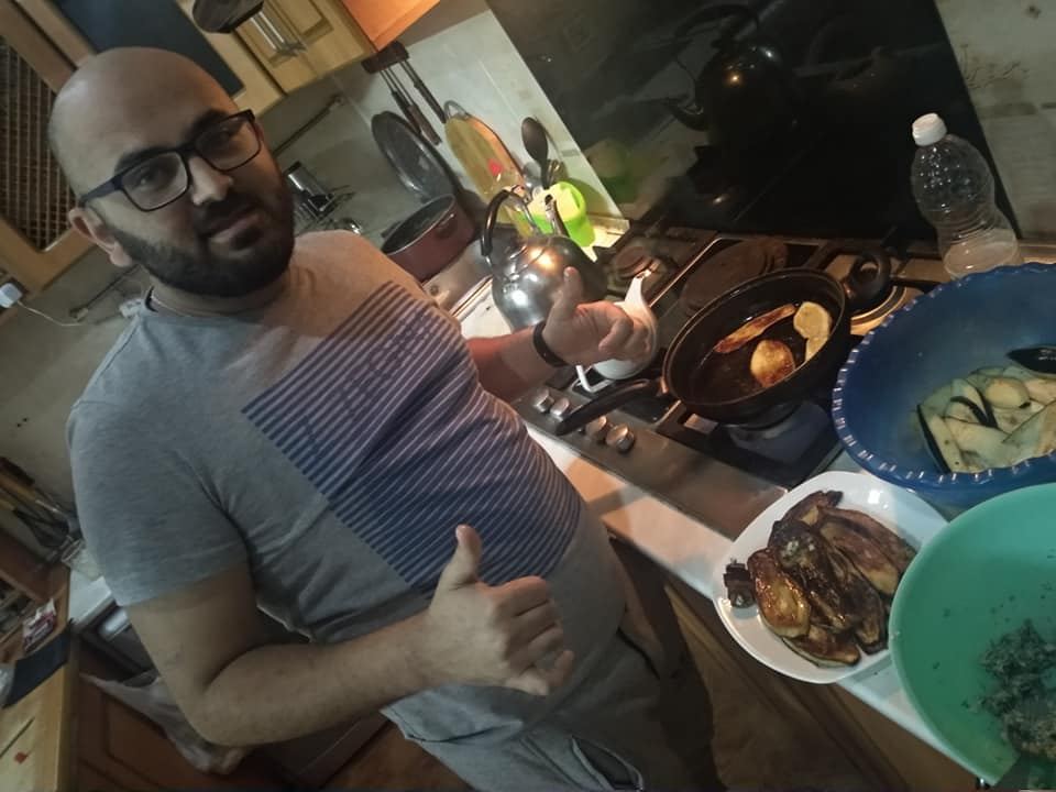 Тренд азербайджанского карантина – Клуб мужчин домохозяинов (ФОТО)