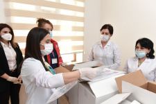 Фонд Гейдара Алиева организовал дезинфекцию ряда предприятий в поддержку работы, проводимой государством в сфере борьбы с коронавирусной инфекцией (ВИДЕО, ФОТО) (версия 2)