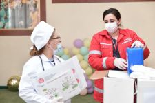 Фонд Гейдара Алиева организовал дезинфекцию ряда предприятий в поддержку работы, проводимой государством в сфере борьбы с коронавирусной инфекцией (ВИДЕО, ФОТО) (версия 2)