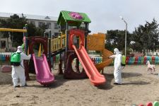 Фонд Гейдара Алиева организовал дезинфекцию ряда предприятий в поддержку работы, проводимой государством в сфере борьбы с коронавирусной инфекцией (ВИДЕО, ФОТО) (версия 2)