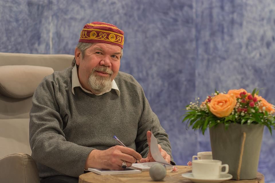 Азербайджанские писатели удостоены литературной премии "Золотое перо Руси" (ФОТО)