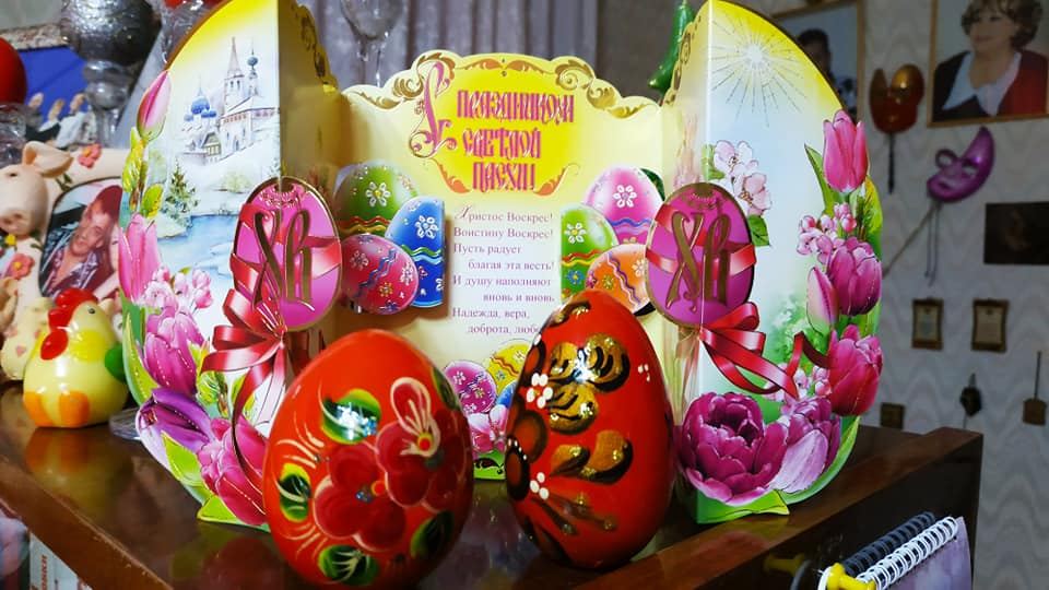 В Баку создан красочный домашний музей Пасхи (ФОТО)