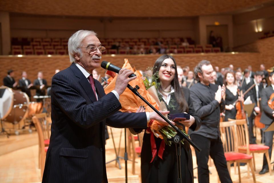 Специально для Азербайджана от солистки Мариинского театра:  Когда откроются границы… (ВИДЕО, ФОТО)