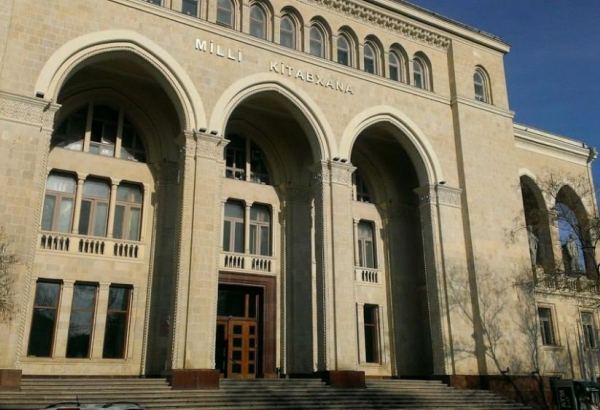 В Баку открылась выставка, посвященная Международному дню мира