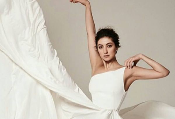 Мыслите позитивно и будьте здоровы! - Чинара Ализаде из Польши обратилась к соотечественникам (ВИДЕО)