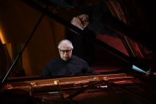 По случаю 97-летия со дня рождения общенационального лидера Гейдара Алиева будет представлена виртуальная концертная программа (ФОТО)