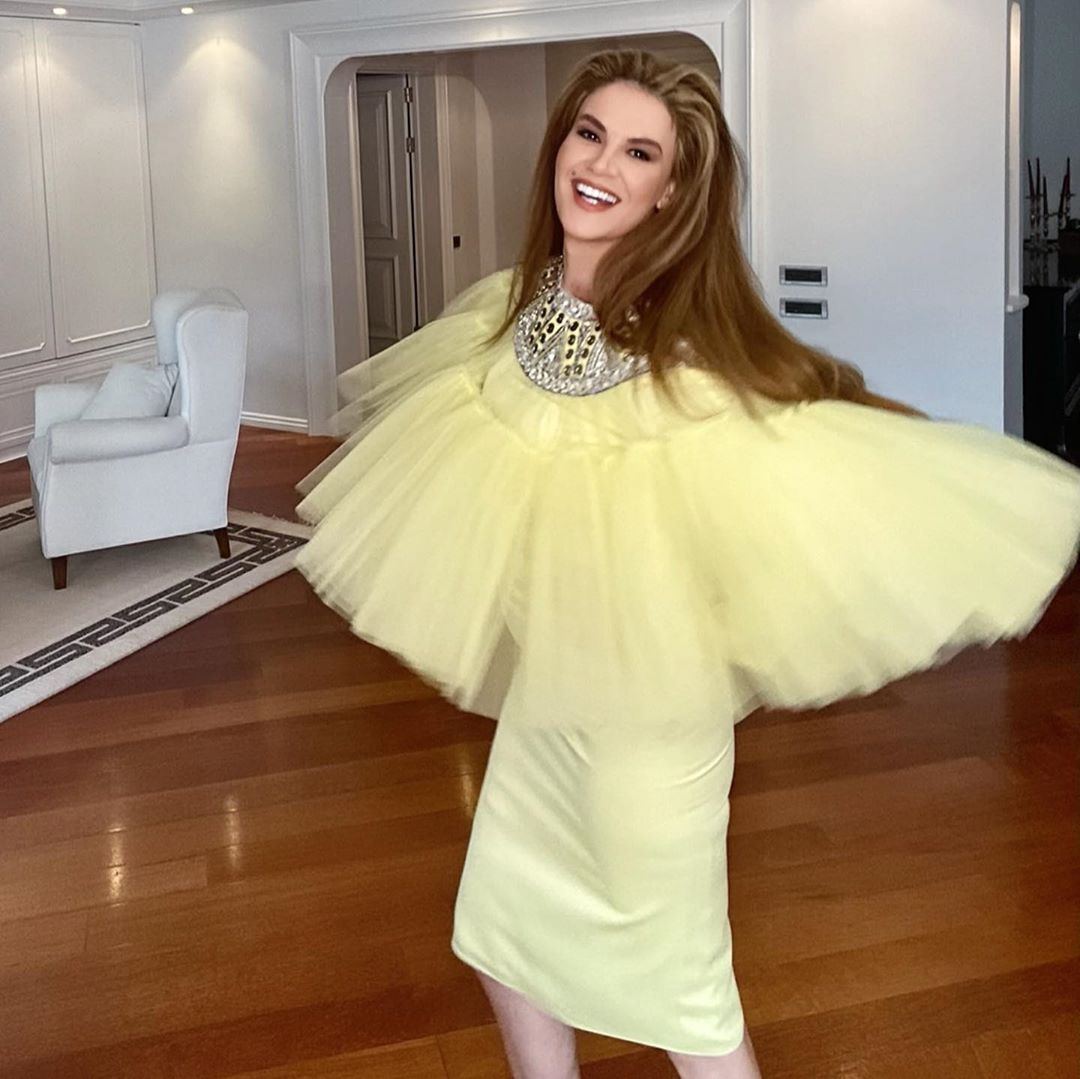 Шоу азербайджанца! Неделя моды в Лондоне и Нью-Йорке "переместилась" в квартиру турецкой модели (ФОТО)