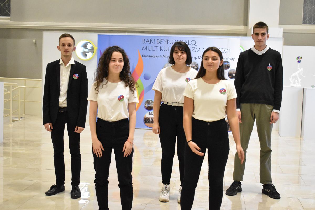 Вот как молодежь Украины любит Азербайджан! Очень душевно! (ВИДЕО, ФОТО)