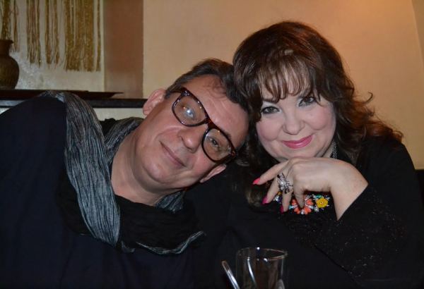 Народные артисты Сафа Мирзагасанов и Евгения Невмержицкая признались в любви к родному театру (ФОТО)