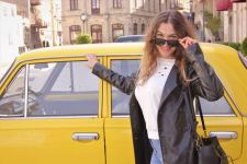 Будь ярче звезд! Гюнель Мамедова своеобразно отмечает Международный день света (ВИДЕО, ФОТО)