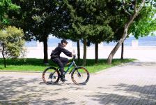 Бакинский бульвар после смягчения карантина (ФОТО)