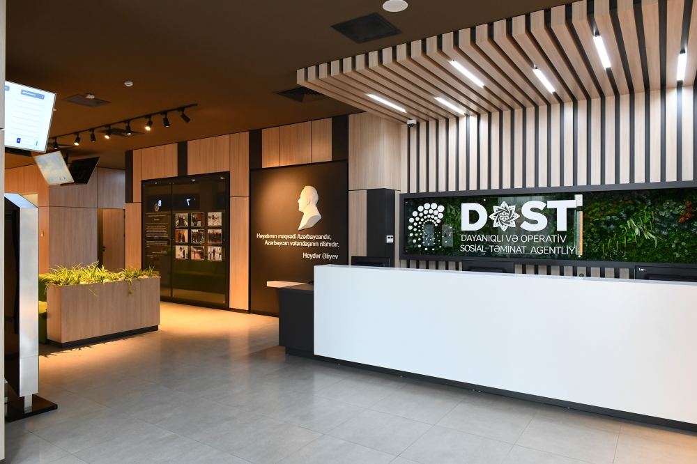 Президент Ильхам Алиев и Первая леди Мехрибан Алиева приняли участие в открытии Центра DOST номер 3 (ФОТО/ВИДЕО)