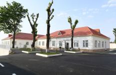 Президент Ильхам Алиев и Первая леди Мехрибан Алиева приняли участие в открытии детсада-яслей, построенного в Шамахе по инициативе Фонда Гейдара Алиева (ФОТО/ВИДЕО) (Версия 2)