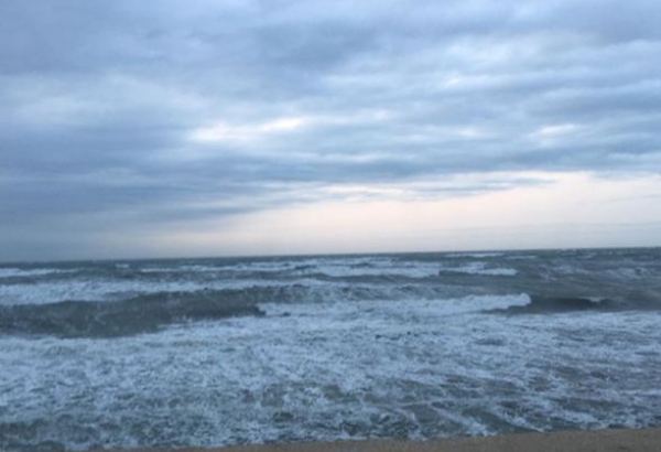 В Нефтчалинском районе Азербайджана смешались воды Каспия и Куры