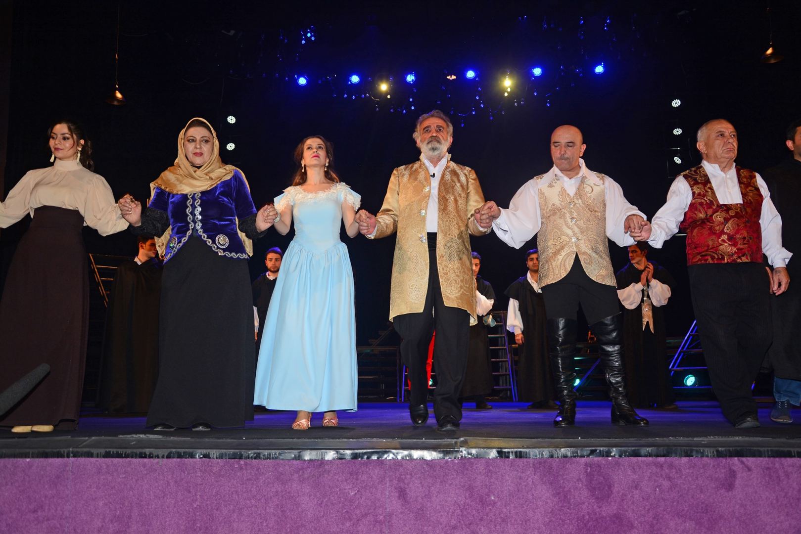 Не только по сцене, но и по самому зданию театра очень скучаю – народный артист Ясин Гараев (ФОТО)