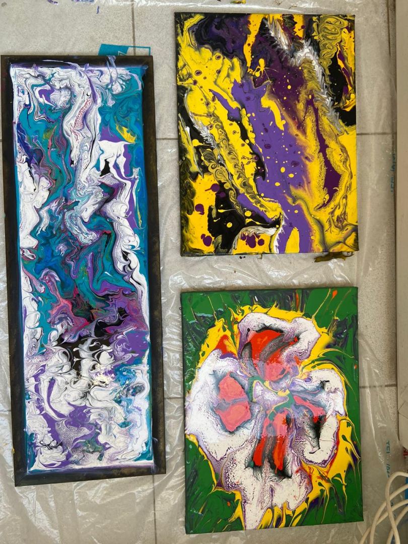 Акриловый и полимерный карантин Фарах Алиевой: Бурлящий океан, Вселенная... (ВИДЕО, ФОТО)