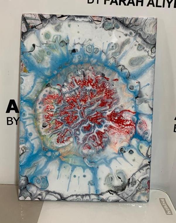 Акриловый и полимерный карантин Фарах Алиевой: Бурлящий океан, Вселенная... (ВИДЕО, ФОТО)