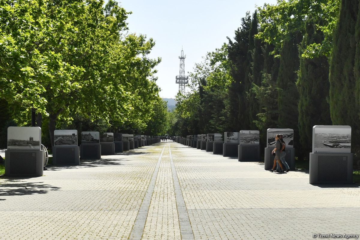 Бакинский бульвар перенесет вас в прошлое - представлены эксклюзивные фото