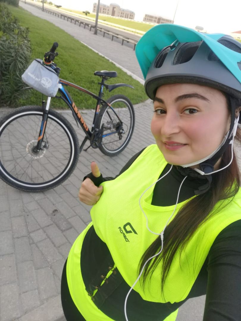 Звезды на колесах. Всемирный день велосипеда в Азербайджане (ФОТО)