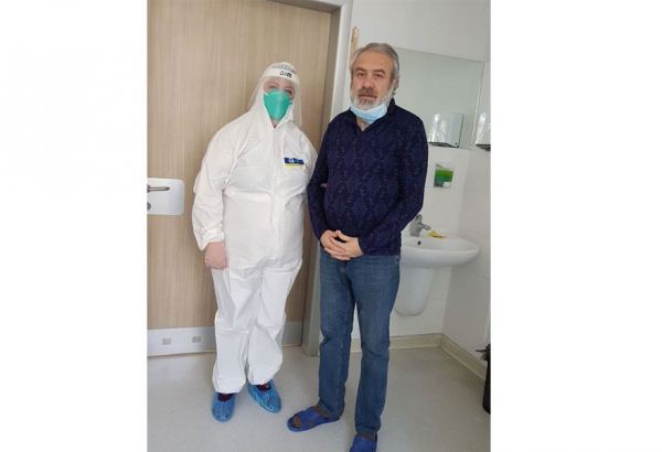 Вылечившийся от коронавируса азербайджанский режиссер выразил благодарность врачам