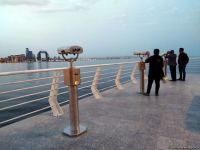 На Бакинском бульваре установлены смотровые бинокли (ФОТО)