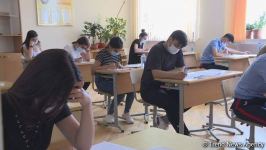 В Азербайджане завершились сегодняшние выпускные экзамены (ФОТО)