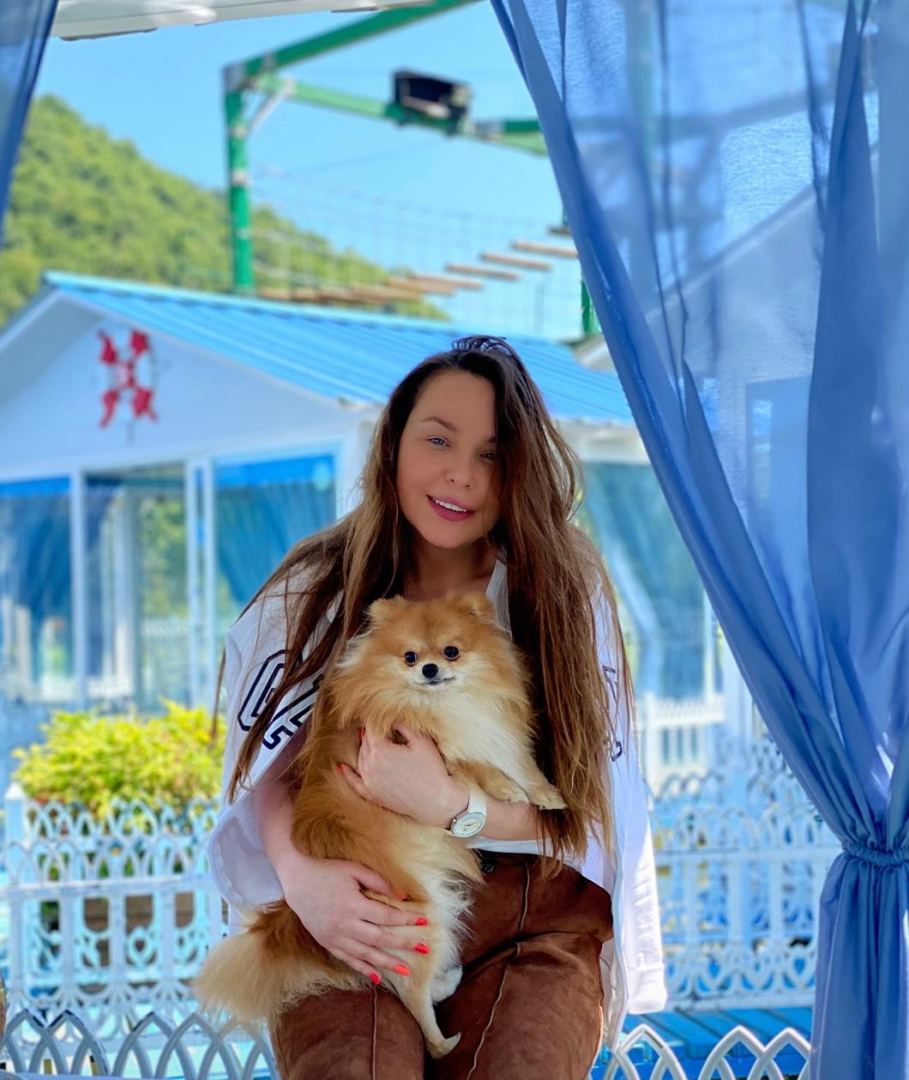 В свете карантина! У кого из азербайджанских звезд есть собаки (ФОТО)