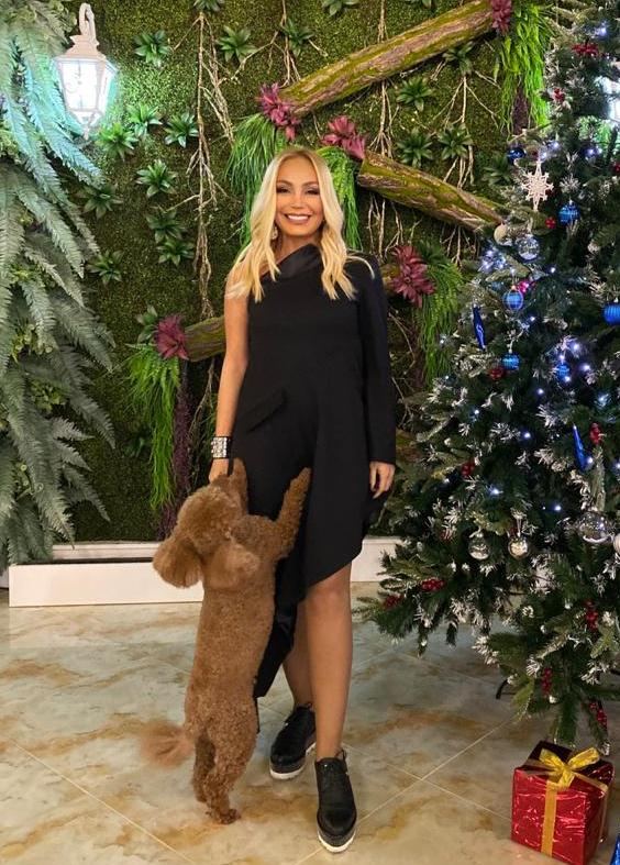 В свете карантина! У кого из азербайджанских звезд есть собаки (ФОТО)